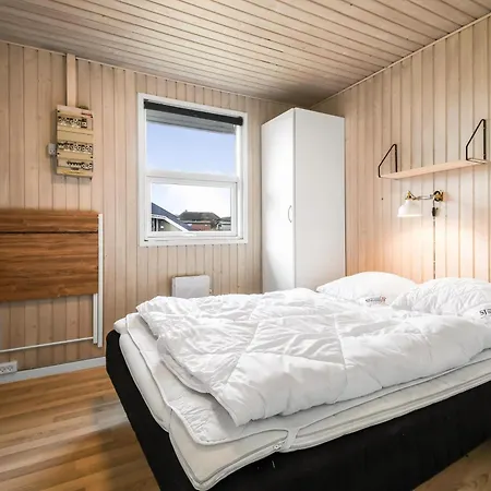 Feriehus Flot Poolhus I Vejlby Klit Ved Vesterhavet Sj633